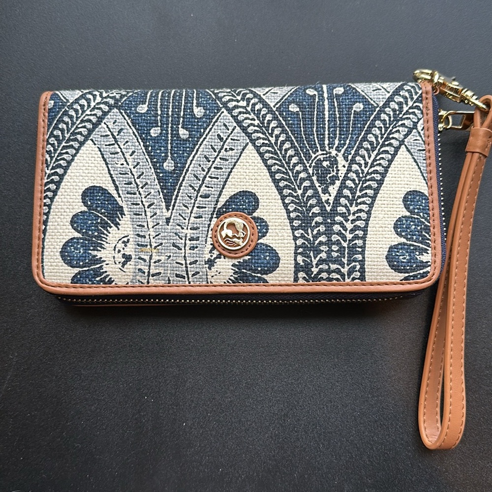 Spartina wristlet